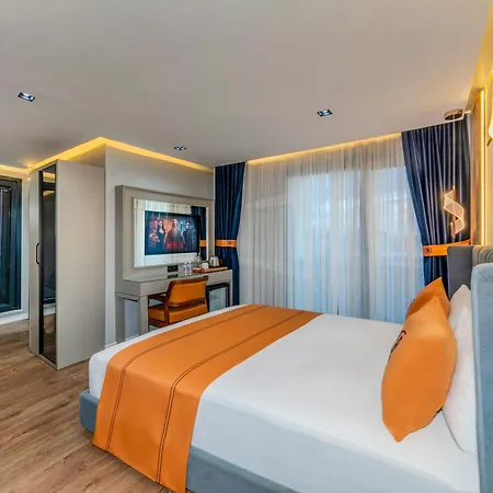 Airgate Airport Hotel