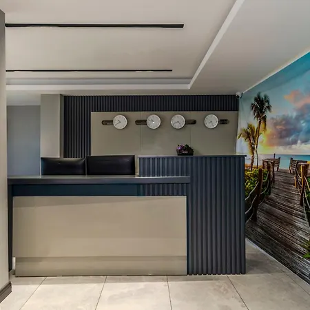 Hotel Airgate Airport 3*